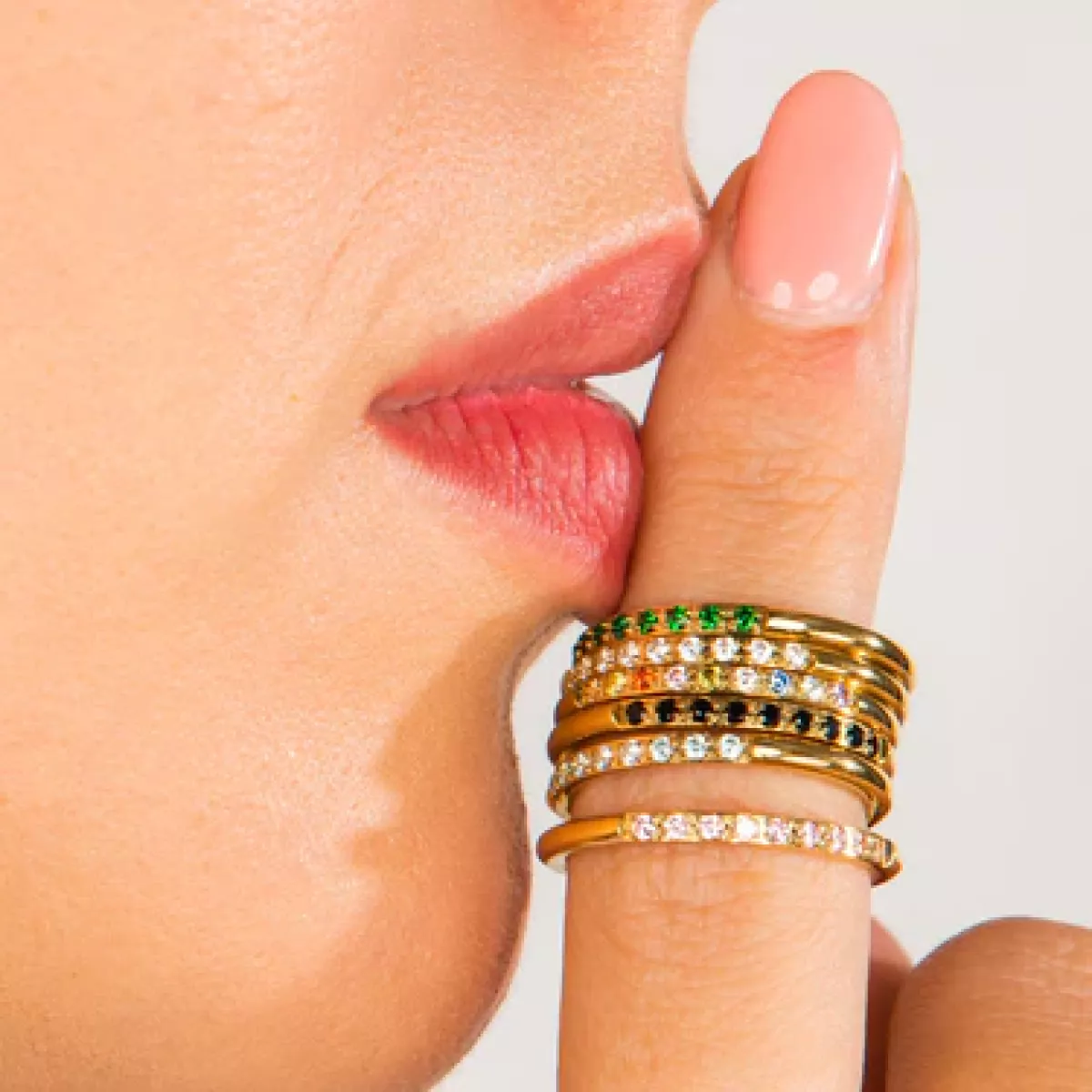 My Bendel Aanschuifring roze steen | Goud 2 My Bendel My Bendel Aanschuifring roze steen | Goud