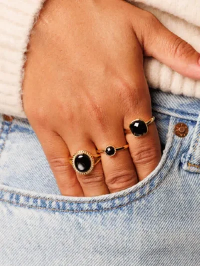 My Bendel My Bendel Ring met zwarte glassteen | Goud