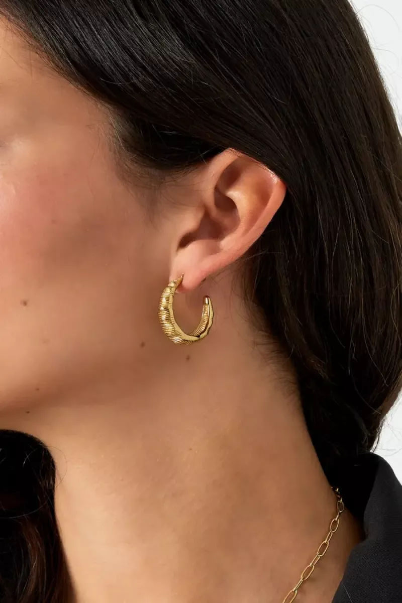 Yehwang Textured Hoops oorbellen | Zilver 2 Yehwang Yehwang Textured Hoops oorbellen | Zilver