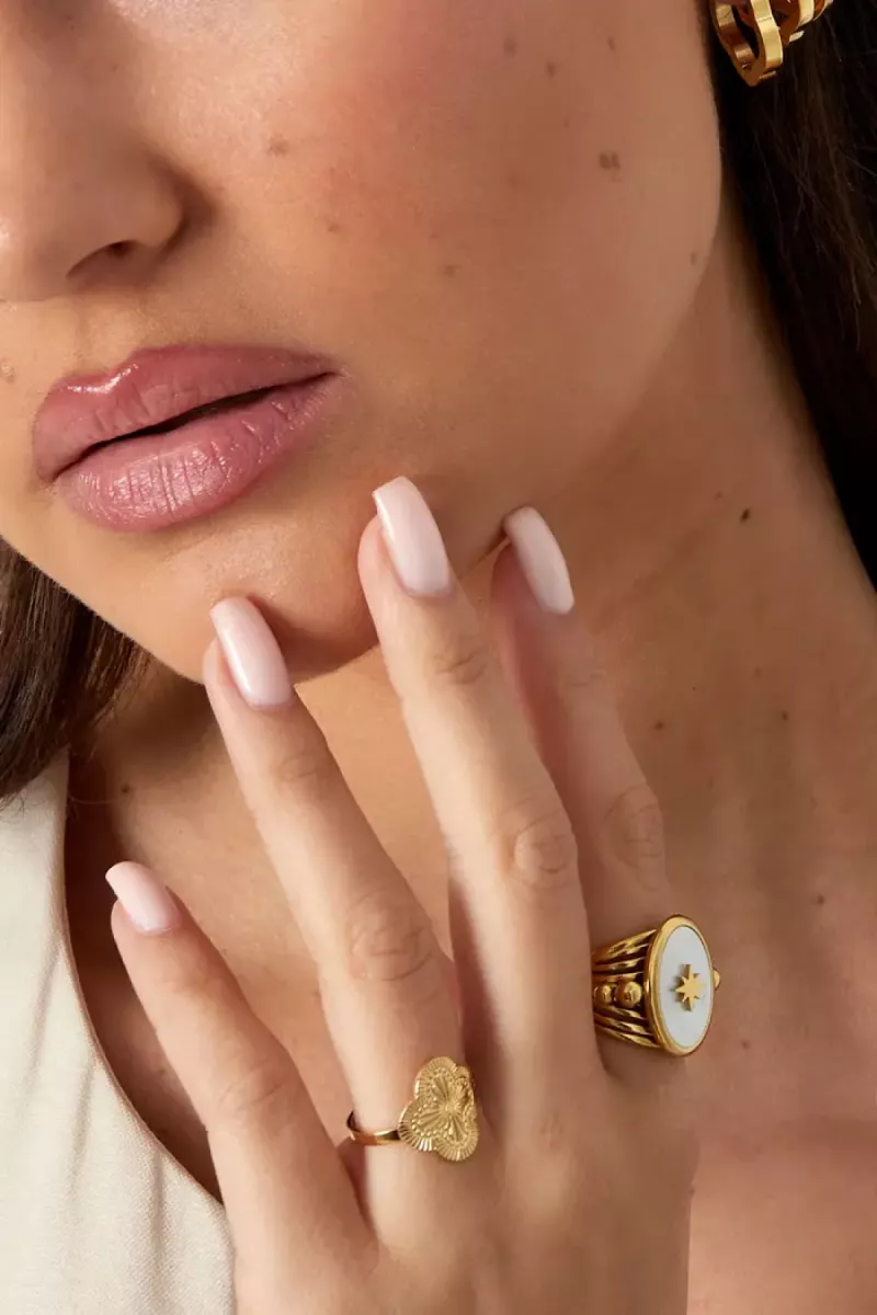 Yehwang Klaver ring met structuur | Zilver 2 Yehwang Yehwang Klaver ring met structuur | Zilver