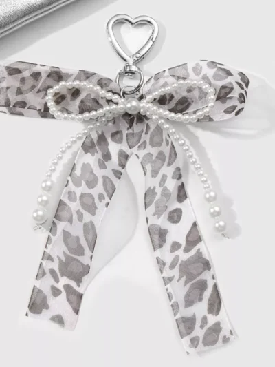 Manoon Manoon Eenvoudige Retro strik hanger | Wit