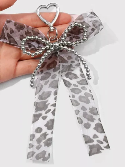 Manoon Manoon Eenvoudige Retro strik hanger | Zilver