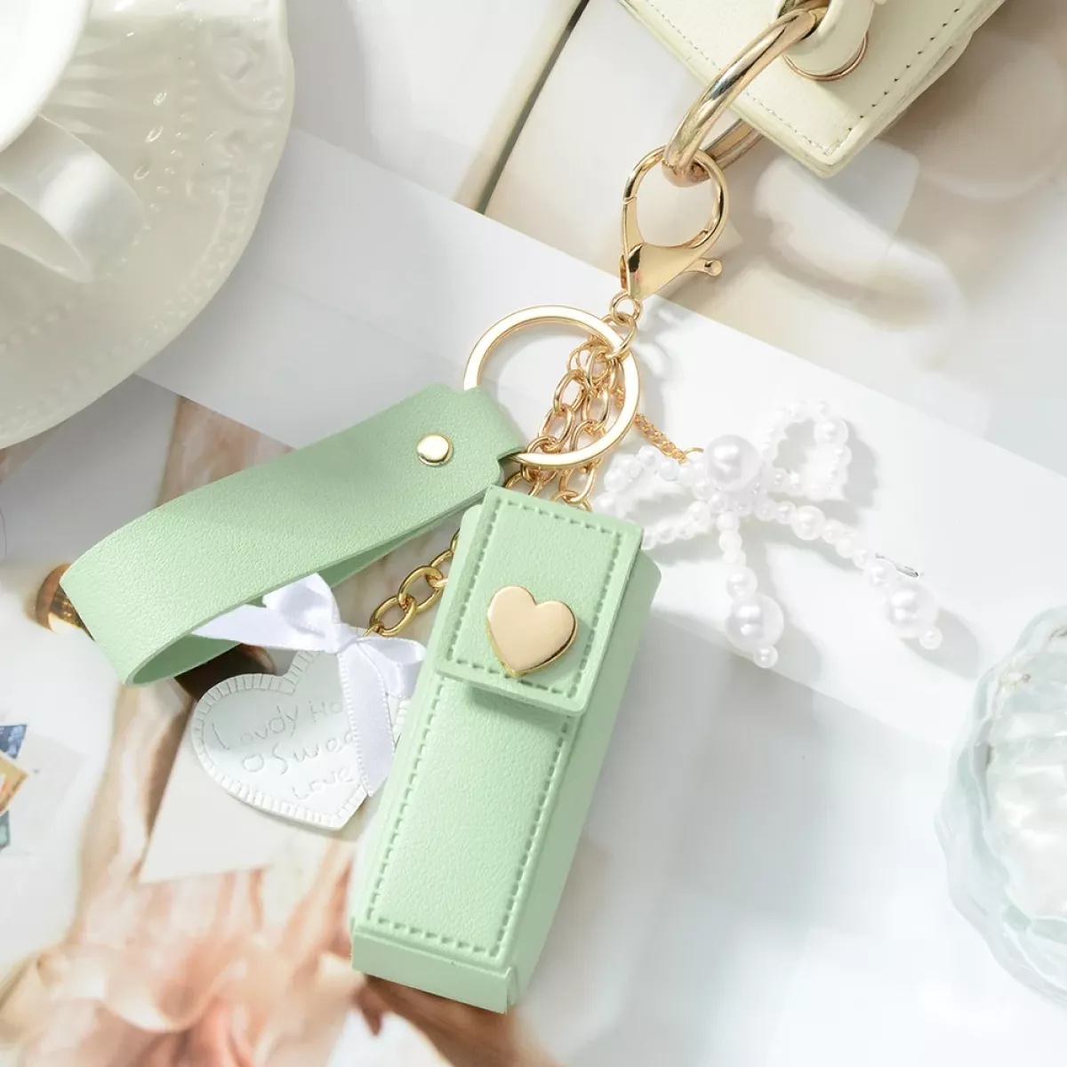 Manoon Lipglos tashanger | Groen 2 Manoon Manoon Lipglos tashanger | Groen