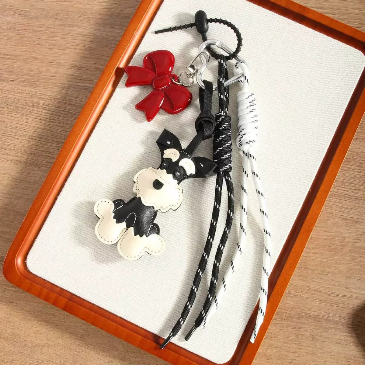 Manoon Schattige hond Hanger | Zwart 1 Manoon Manoon Schattige hond Hanger | Zwart