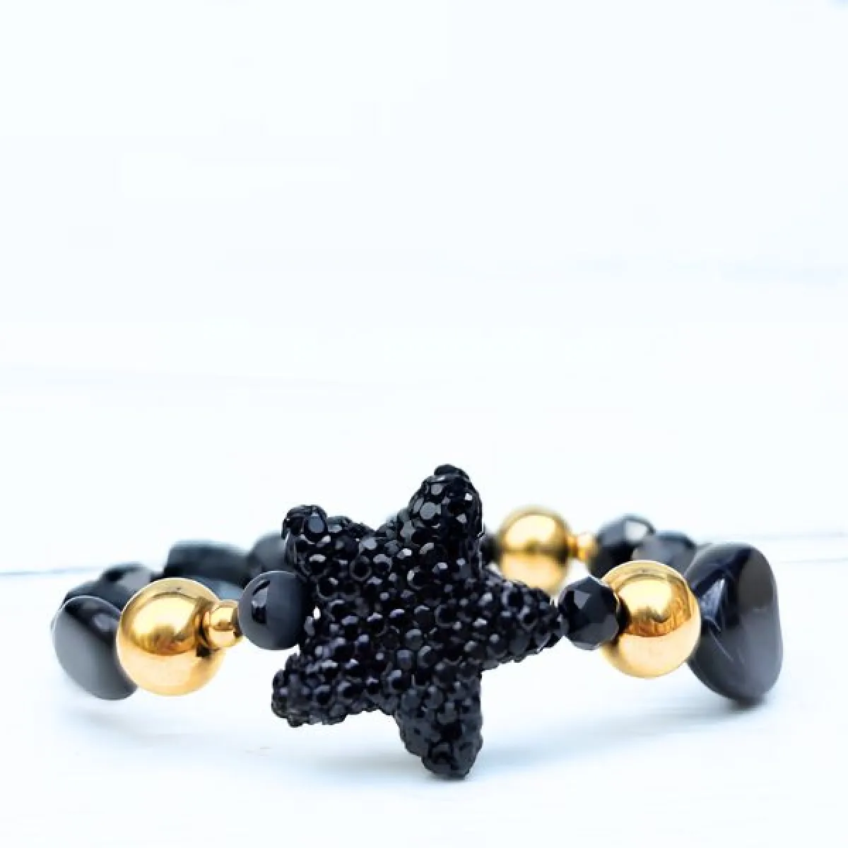 LabelSix Kralenarmband amazing black | Goud 1 LabelSix LabelSix Kralenarmband amazing black | Goud