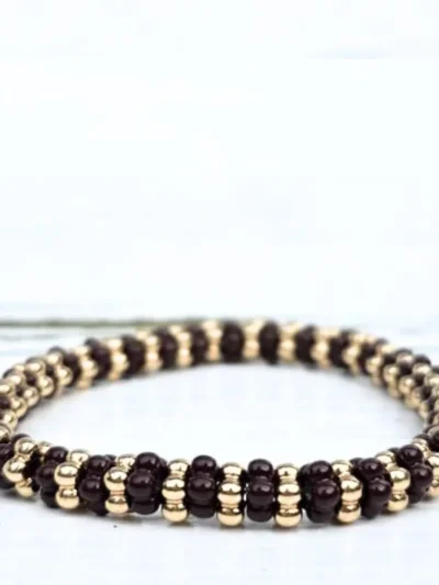 LabelSix LabelSix Kralenarmband choclat flower | Goud