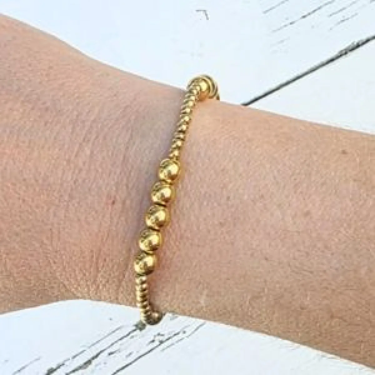 LabelSix Kralenarmband Label Six fifth | Goud 2 LabelSix LabelSix Kralenarmband Label Six fifth | Goud