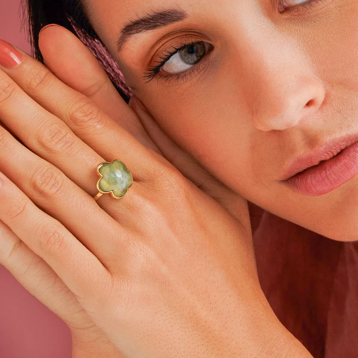 My Bendel Bloemen Ring Green Fluorite | Goud 2 My Bendel My Bendel Bloemen Ring Green Fluorite | Goud