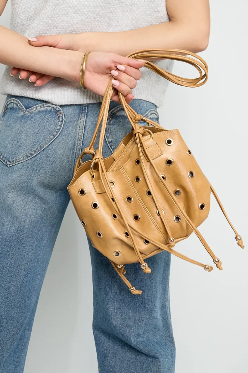 Yehwang Schoudertas met studs | Bruin 2 Yehwang Yehwang Schoudertas met studs | Bruin